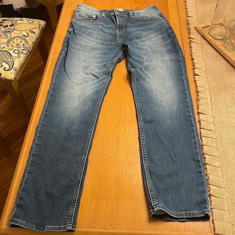 Levi mens jeans